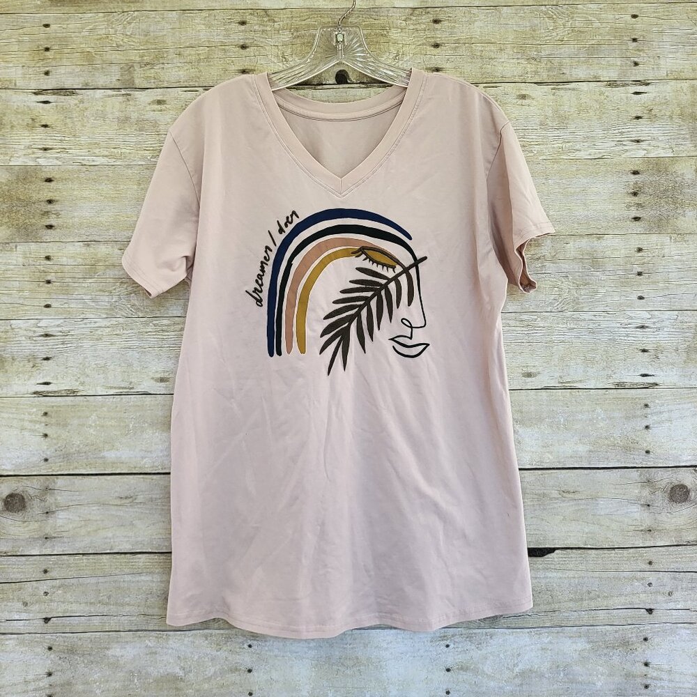 NWOT Sseko Dreamer/Doer V Neck T-Shirt Large - Fair Trade